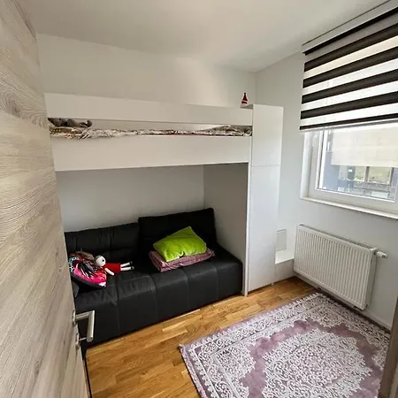 In & Out Apartment, Free Garage Appartement Bjelašnica